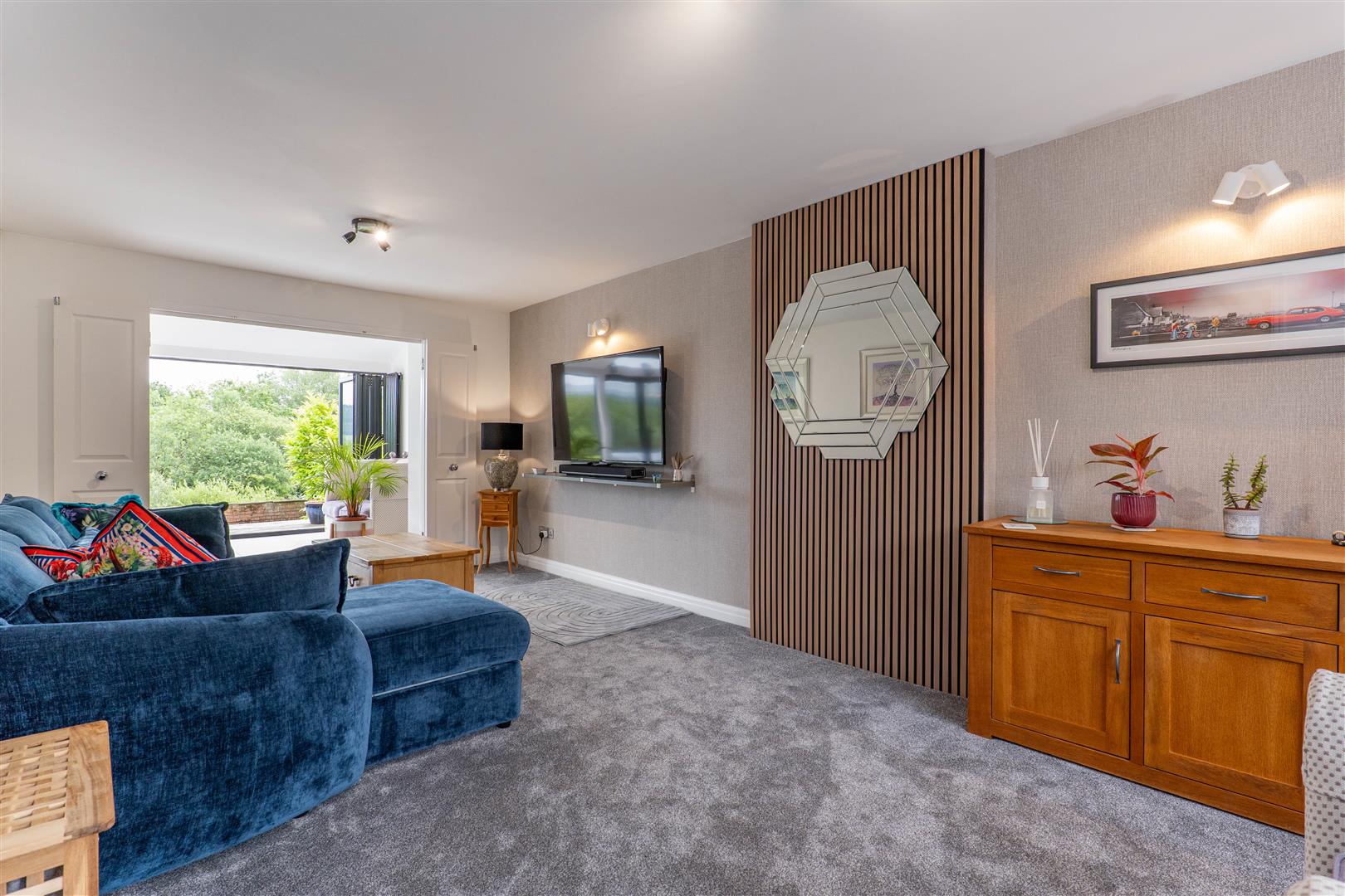 5 bed property in Merton Grove, Chorley